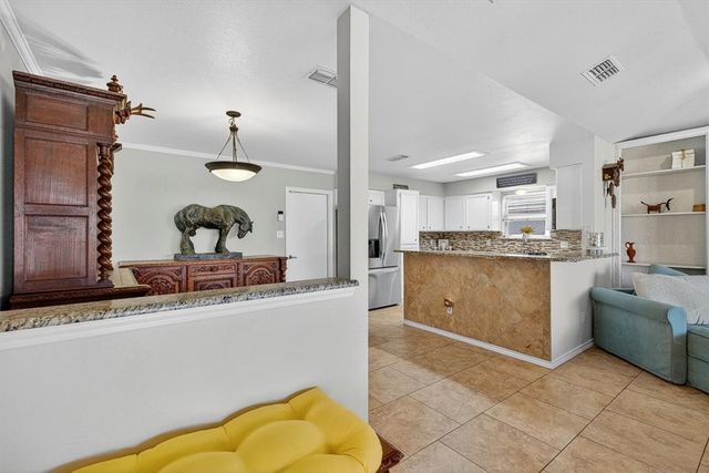 13822 Brigantine Dr, Corpus Christi, TX 78418