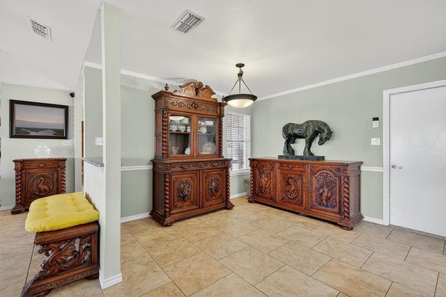 13822 Brigantine Dr, Corpus Christi, TX 78418