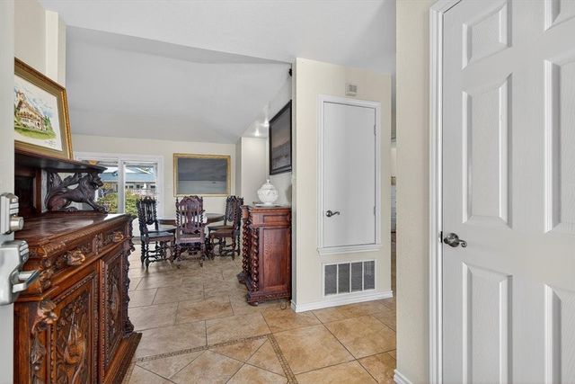 13822 Brigantine Dr, Corpus Christi, TX 78418