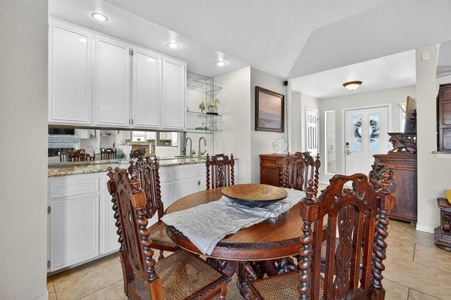 13822 Brigantine Dr, Corpus Christi, TX 78418