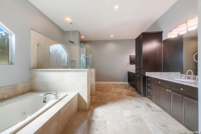 24919 Player Oaks, San Antonio, TX 78260