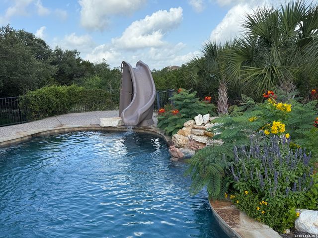 24919 Player Oaks, San Antonio, TX 78260