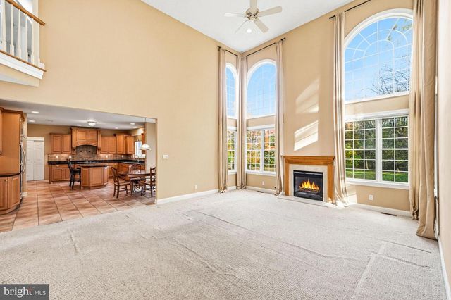 950 BORTONS LANDING RD, Moorestown, NJ 08057