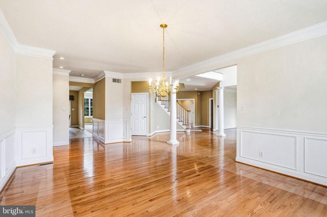 950 BORTONS LANDING RD, Moorestown, NJ 08057