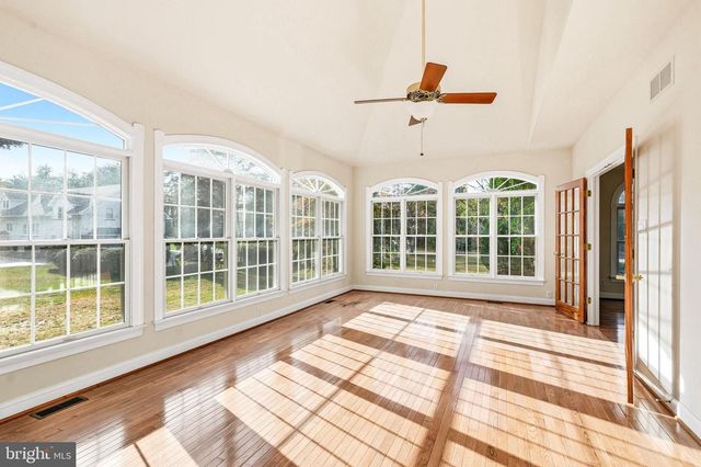 950 BORTONS LANDING RD, Moorestown, NJ 08057