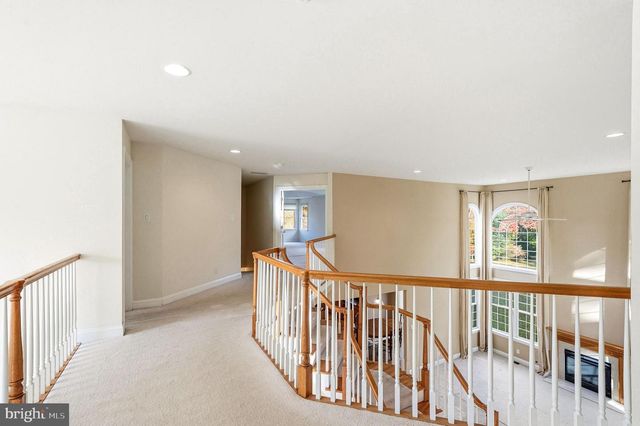 950 BORTONS LANDING RD, Moorestown, NJ 08057