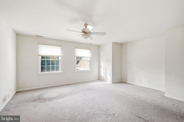 950 BORTONS LANDING RD, Moorestown, NJ 08057