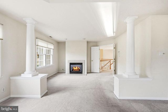 950 BORTONS LANDING RD, Moorestown, NJ 08057