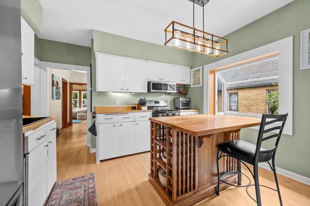 2261 N 59th STREET, Milwaukee, WI 53208