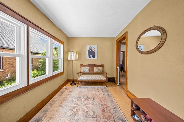 2261 N 59th STREET, Milwaukee, WI 53208