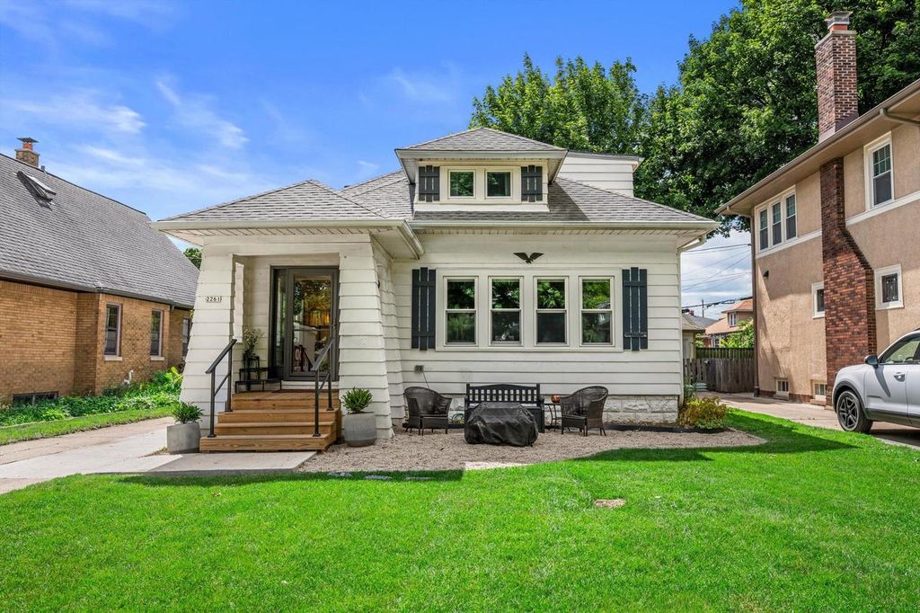 2261 N 59th STREET, Milwaukee, WI 53208