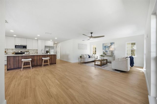 615 E DAVIS BOULEVARD, Tampa, FL 33606