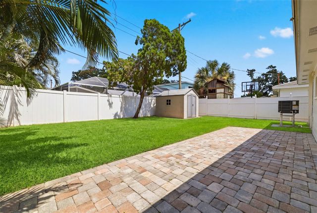 615 E DAVIS BOULEVARD, Tampa, FL 33606