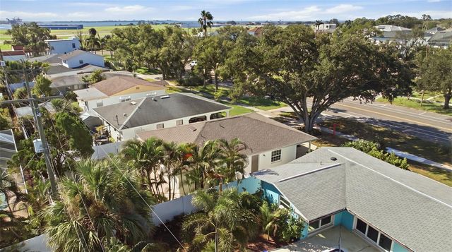 615 E DAVIS BOULEVARD, Tampa, FL 33606