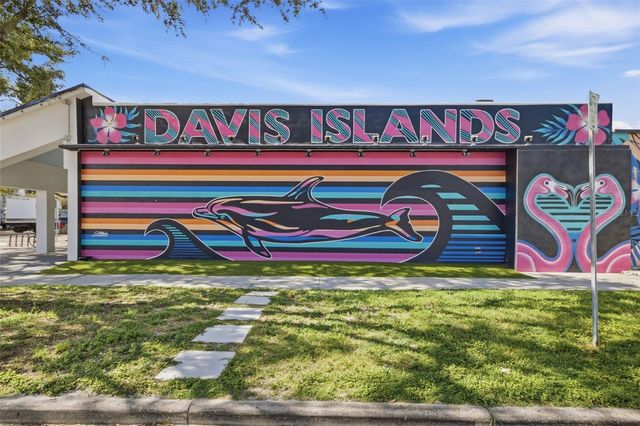 615 E DAVIS BOULEVARD, Tampa, FL 33606