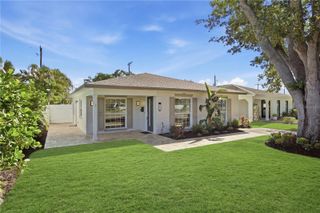615 E DAVIS BOULEVARD, Tampa, FL 33606