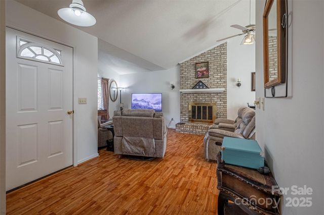 2693 Farmland Acres Road, Morganton, NC 28655