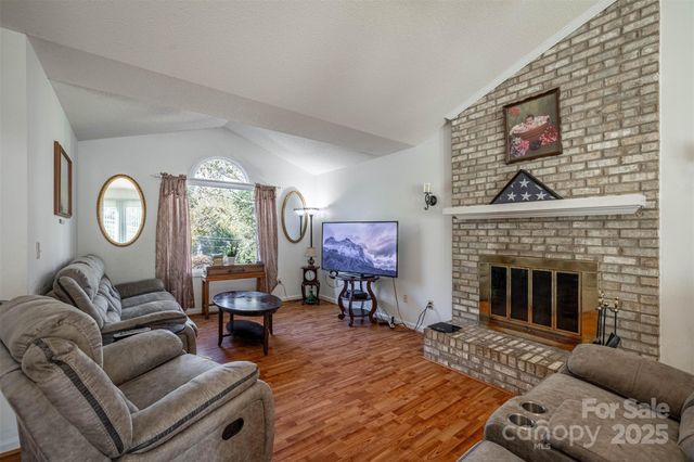 2693 Farmland Acres Road, Morganton, NC 28655