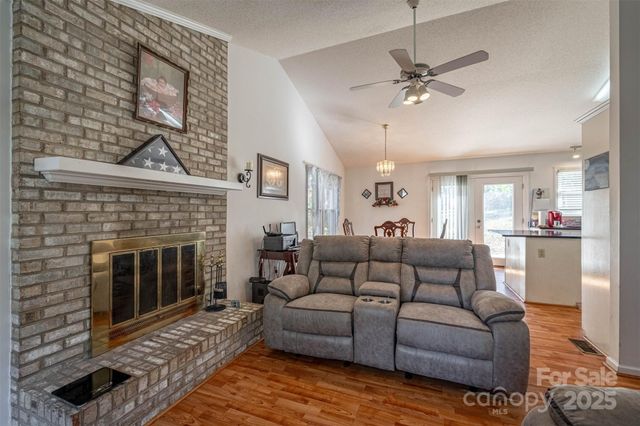 2693 Farmland Acres Road, Morganton, NC 28655