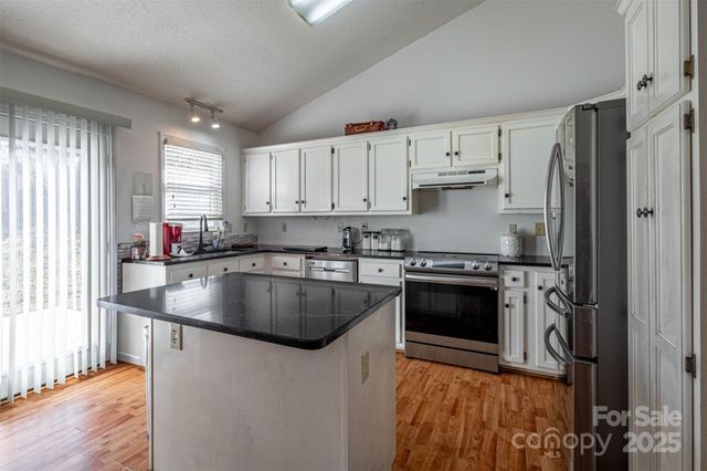 2693 Farmland Acres Road, Morganton, NC 28655