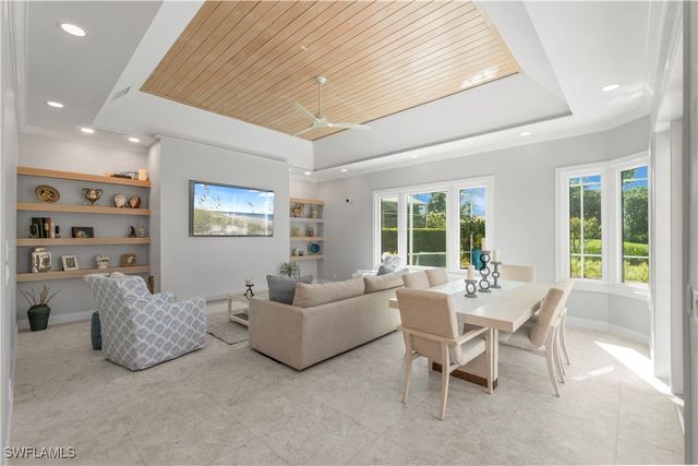 800 Ashburton DR, Naples, FL 34110