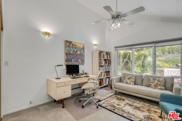 1250 Roscomare Road, Los Angeles, CA 90077