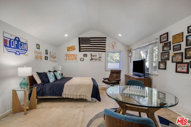 1250 Roscomare Road, Los Angeles, CA 90077