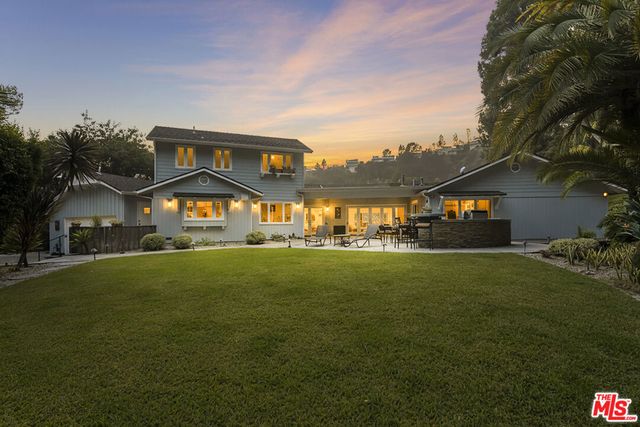 1250 Roscomare Road, Los Angeles, CA 90077