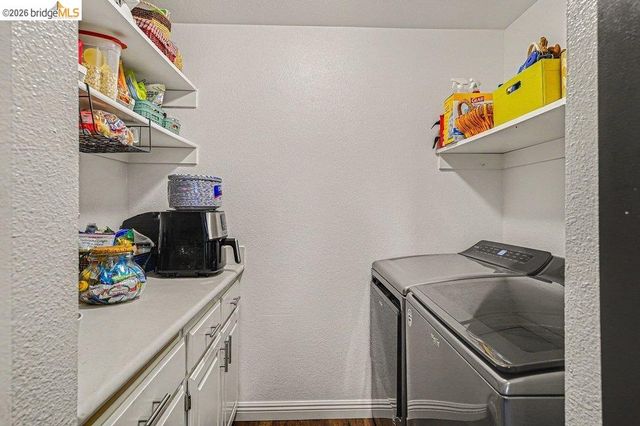 1454 Newhall Pkwy, Concord, CA 94521