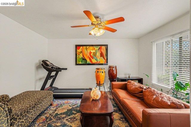 1454 Newhall Pkwy, Concord, CA 94521