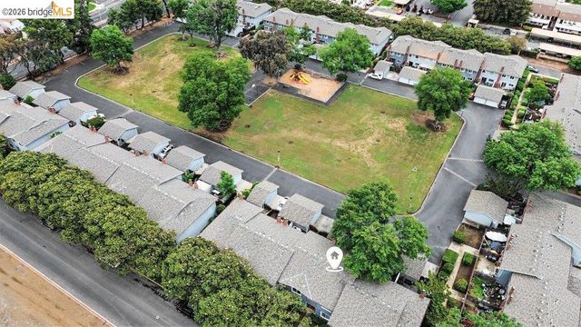 1454 Newhall Pkwy, Concord, CA 94521
