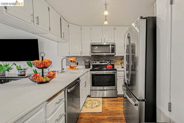 1454 Newhall Pkwy, Concord, CA 94521