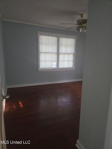 530 Avalon Road, Jackson, MS 39206