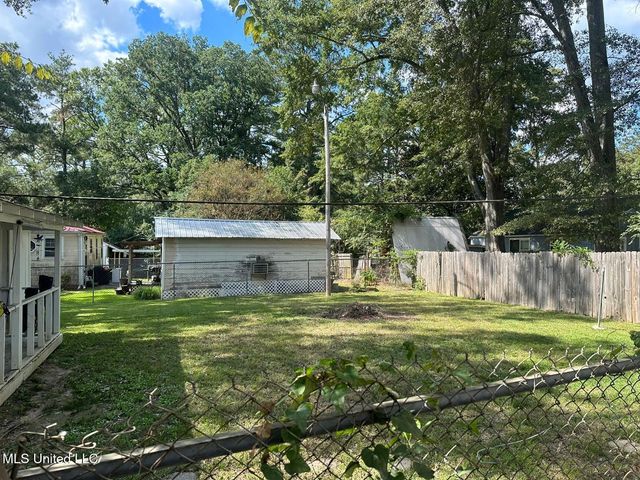 530 Avalon Road, Jackson, MS 39206