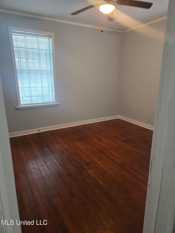 530 Avalon Road, Jackson, MS 39206