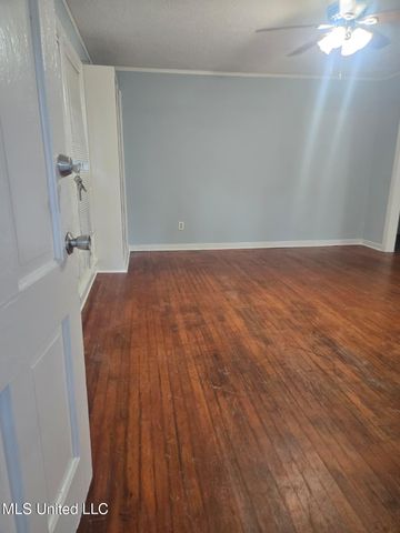 530 Avalon Road, Jackson, MS 39206
