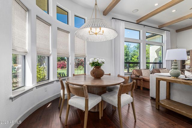 2816 E CLARK Drive, Gilbert, AZ 85297