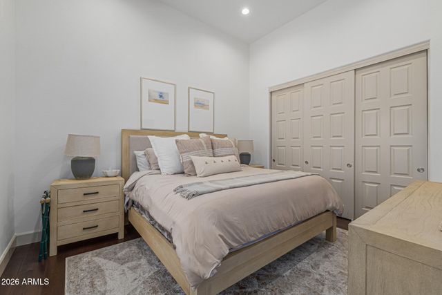 2816 E CLARK Drive, Gilbert, AZ 85297