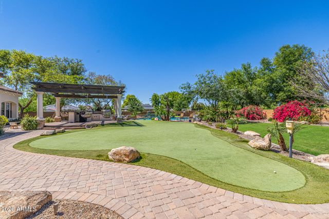 2816 E CLARK Drive, Gilbert, AZ 85297