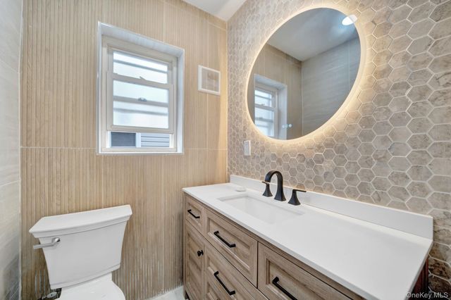 1852 E 34th Street, Brooklyn, NY 11234