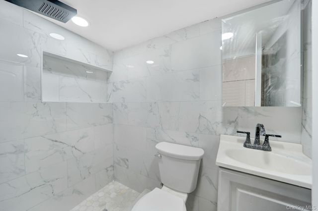 1852 E 34th Street, Brooklyn, NY 11234
