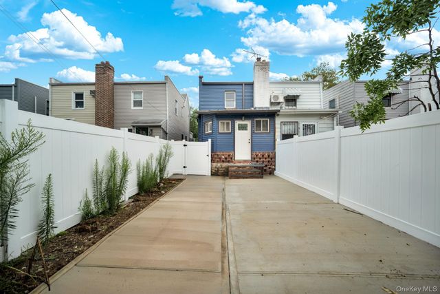 1852 E 34th Street, Brooklyn, NY 11234