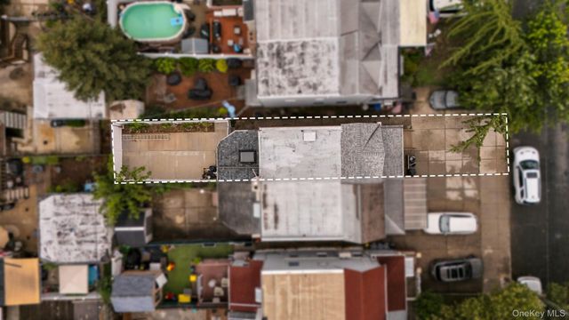 1852 E 34th Street, Brooklyn, NY 11234