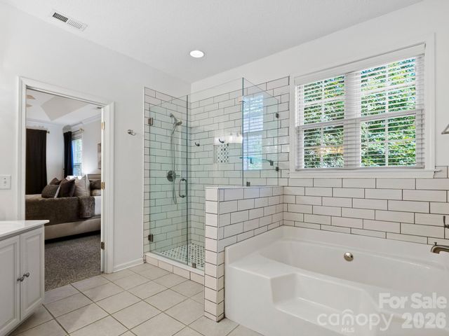 412 Silo Drive, Asheville, NC 28806