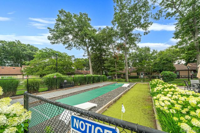 194 Strathmore Gate Drive, Stony Brook, NY 11790