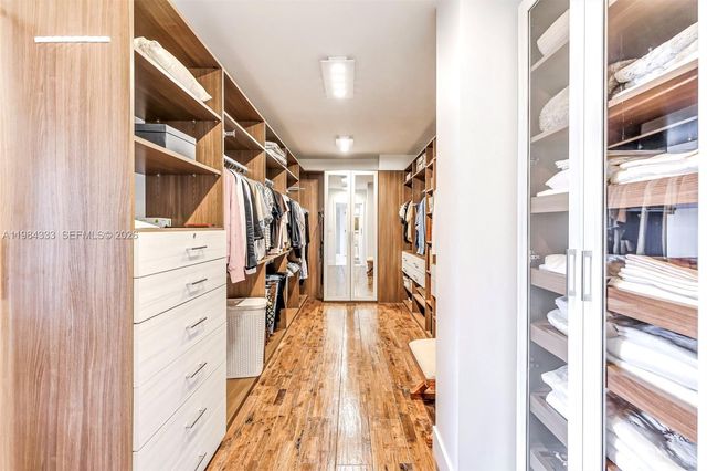 11113 Biscayne Blvd 1258, Miami, FL 33181