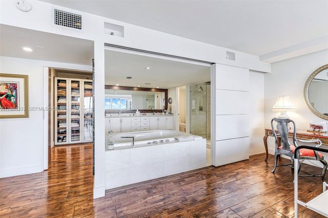 11113 Biscayne Blvd 1258, Miami, FL 33181