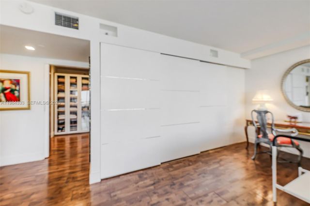 11113 Biscayne Blvd 1258, Miami, FL 33181