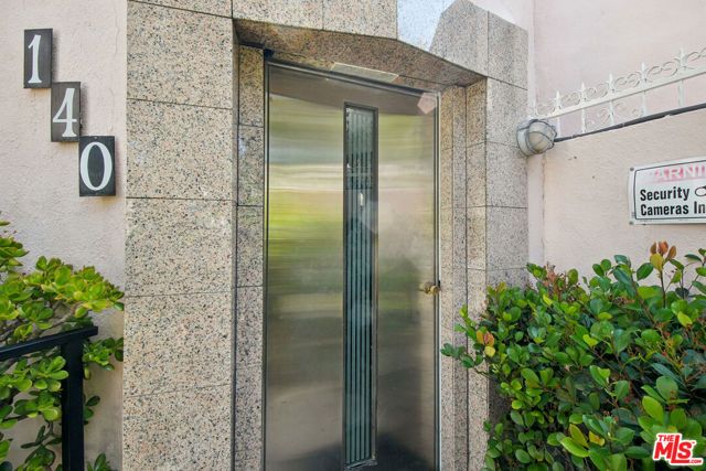 140 S Elm Drive 1, Beverly Hills, CA 90212