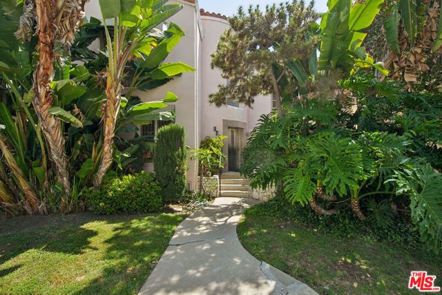 140 S Elm Drive 1, Beverly Hills, CA 90212